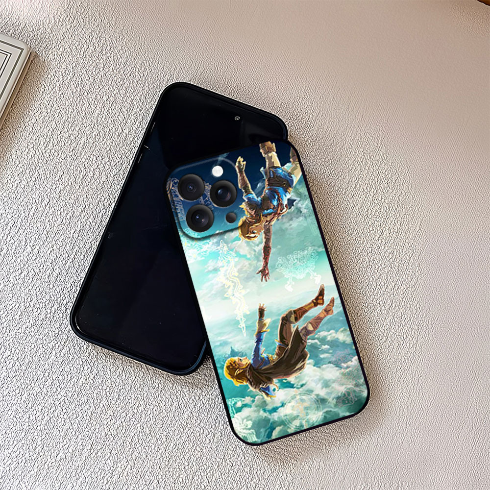 Coque iPhone 13 Pro Max Zelda : Chute Épique dans les Nuages