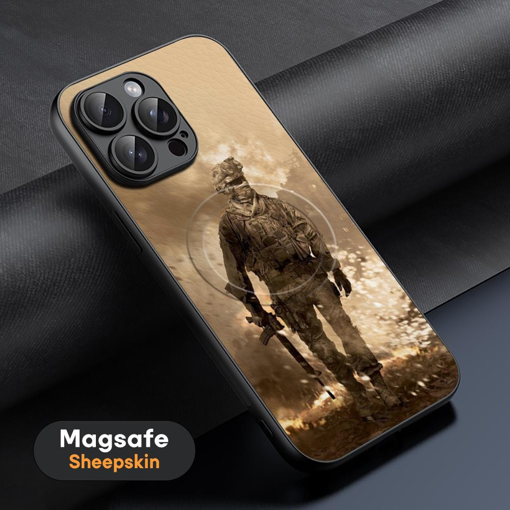 Coque iPhone 12 Pro MagSafe en cuir de mouton avec motif militaire