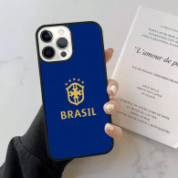 Coque iPhone 14 Pro Brésil : Affichez votre passion pour le football !