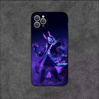 Coque iPhone Fortnite - Personnage Skin Feu Violet