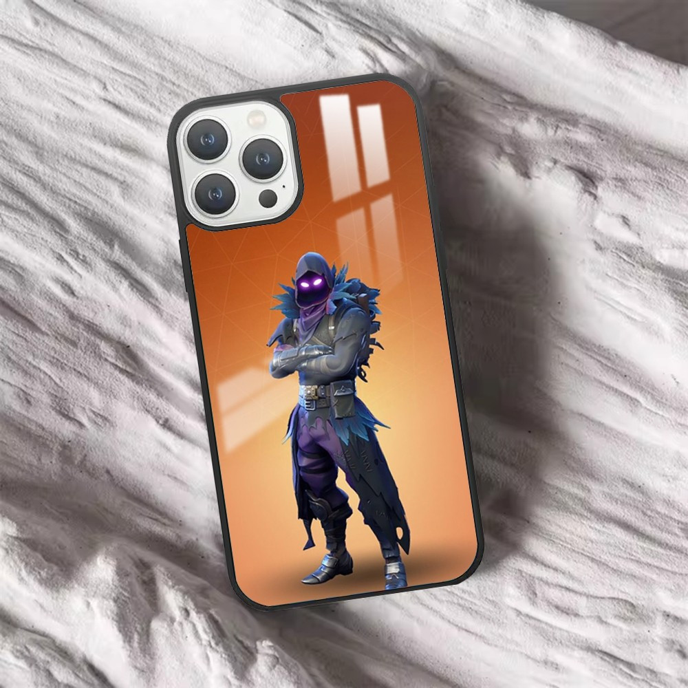 Coque iPhone 15 Pro Fortnite Raven - Protection Unique