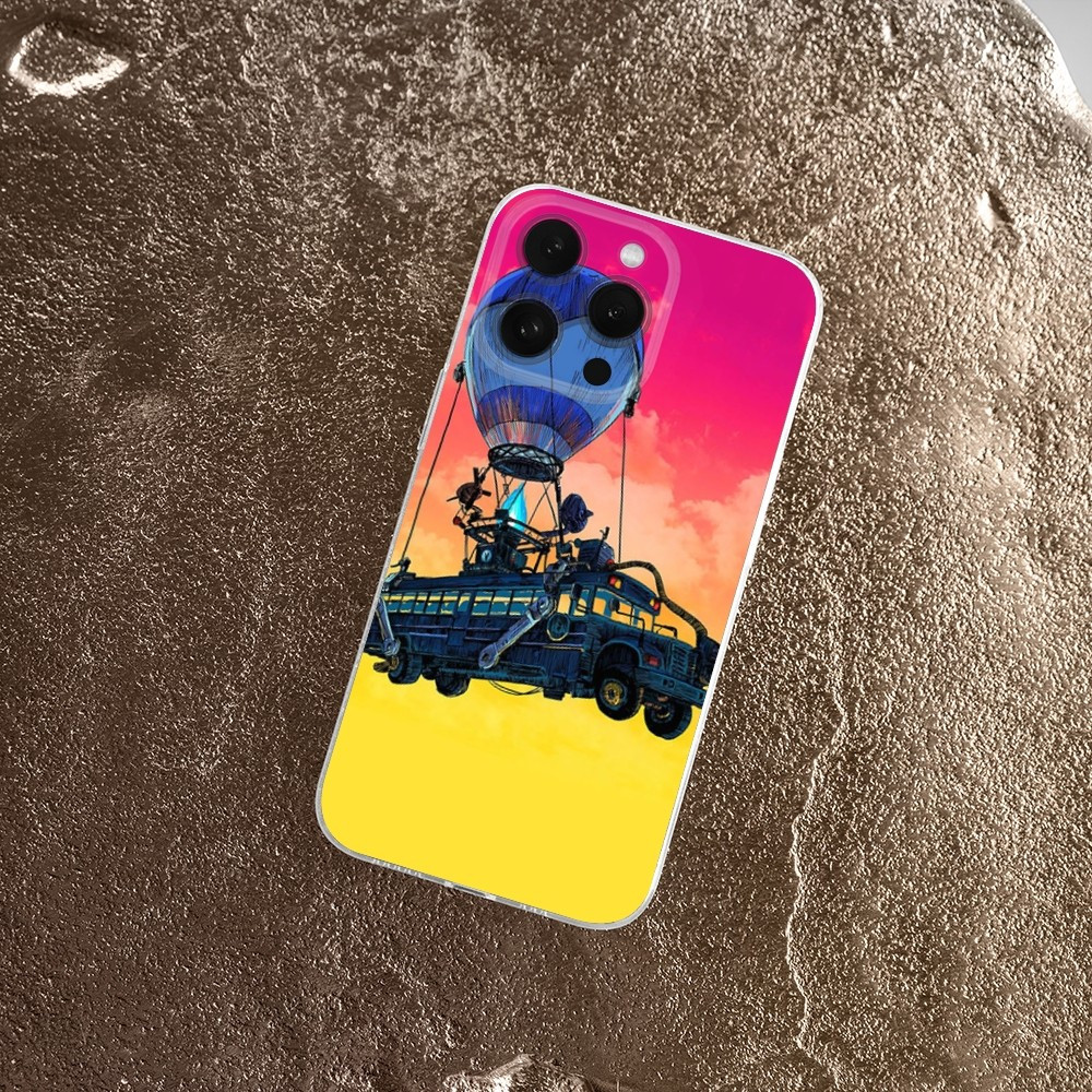 Coque iPhone 12 Fortnite Battle Bus : Voyagez avec Style