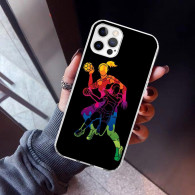 Coque iPhone Handball : Joueuses en Action Arc-en-Ciel